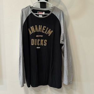 Mens Anaheim ducks, shirt. size XXL